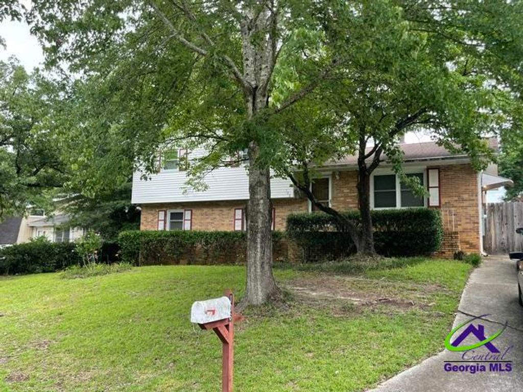 106 Vassas Court, Warner Robins, GA 31088