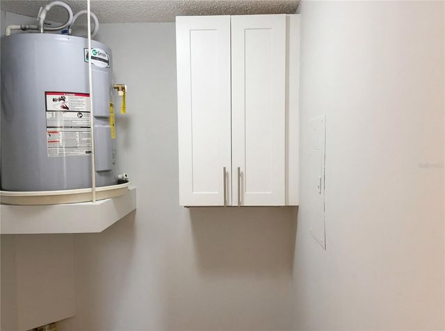 444 HUNTER CIRCLE, Kissimmee, FL 34758