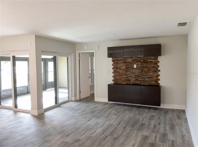 444 HUNTER CIRCLE, Kissimmee, FL 34758