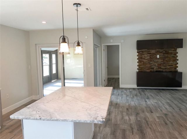 444 HUNTER CIRCLE, Kissimmee, FL 34758