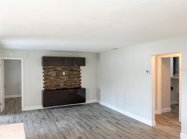 444 HUNTER CIRCLE, Kissimmee, FL 34758