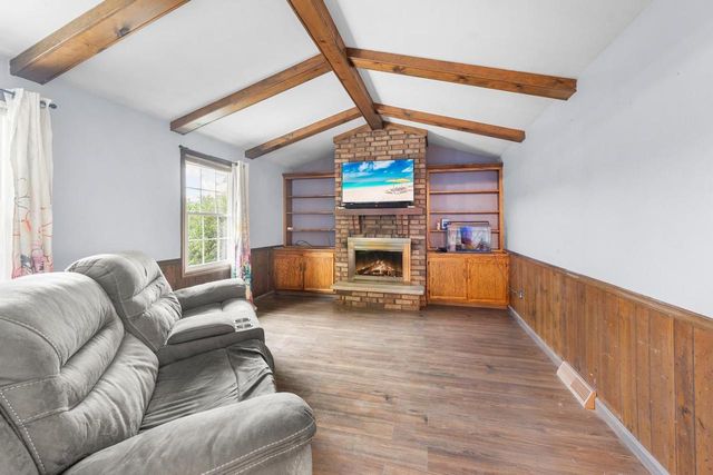 2910 GRANDE, Green Bay, WI 54301
