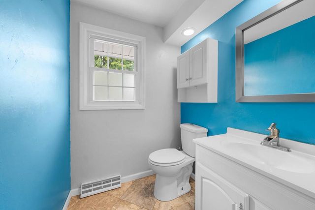 2910 GRANDE, Green Bay, WI 54301