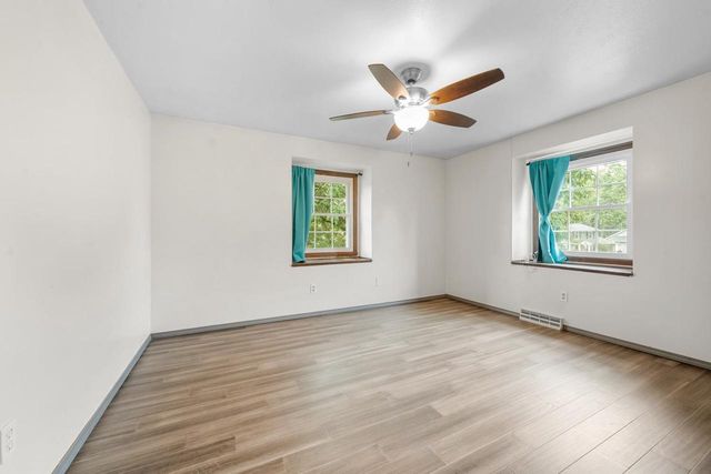 2910 GRANDE, Green Bay, WI 54301