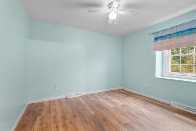 2910 GRANDE, Green Bay, WI 54301