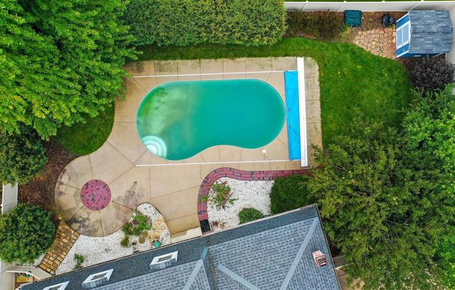 2910 GRANDE, Green Bay, WI 54301