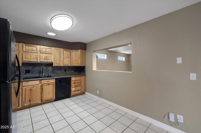 810 N 95TH Street, Mesa, AZ 85207