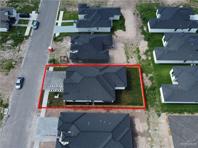 5801 N Rayo Del Sol Street, Edinburg, TX 78542