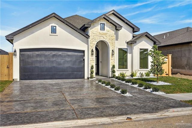 5801 N Rayo Del Sol Street, Edinburg, TX 78542