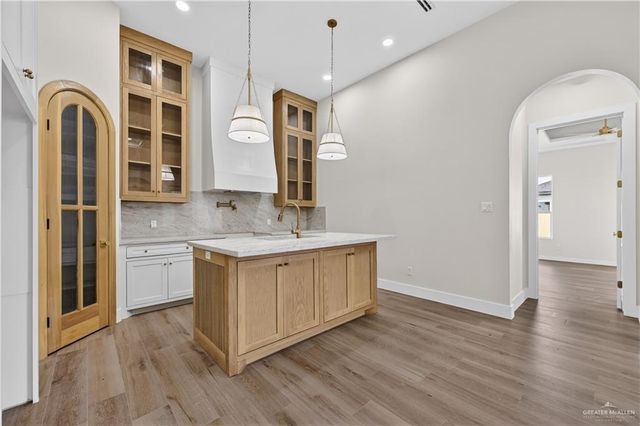5801 N Rayo Del Sol Street, Edinburg, TX 78542