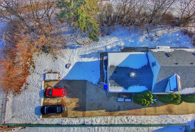 1700 43rd STREET, Kenosha, WI 53140