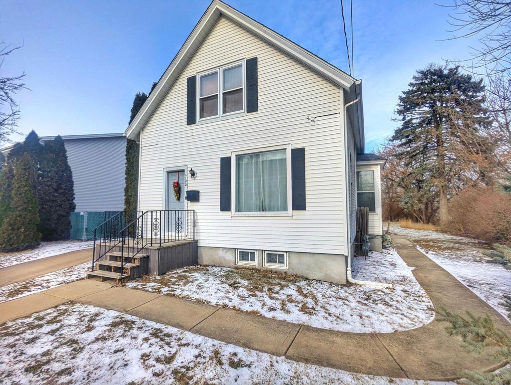 1700 43rd STREET, Kenosha, WI 53140