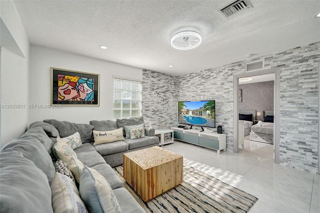 218 SE 4th Street 0, Dania Beach, FL 33004