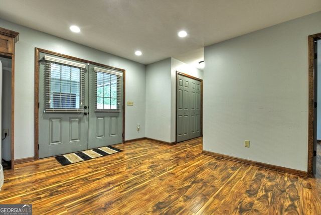 293 James Drive, Ellijay, GA 30540