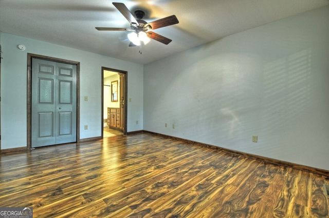 293 James Drive, Ellijay, GA 30540