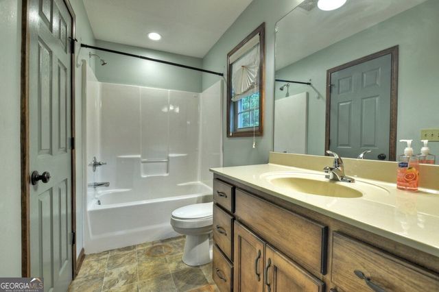 293 James Drive, Ellijay, GA 30540