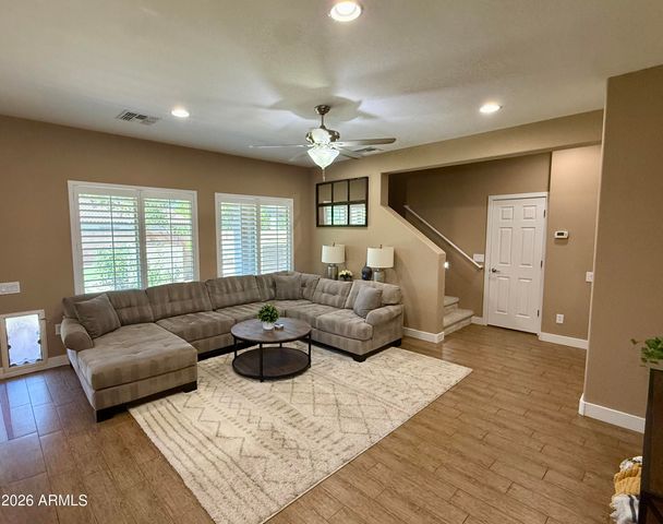 11033 E STORIA Avenue, Mesa, AZ 85212