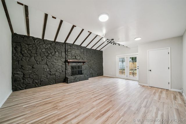 5733 E 4th Street, Tulsa, OK 74112