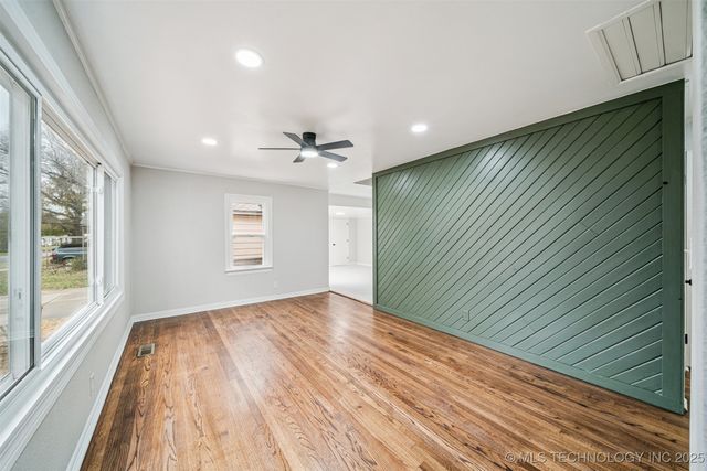 5733 E 4th Street, Tulsa, OK 74112