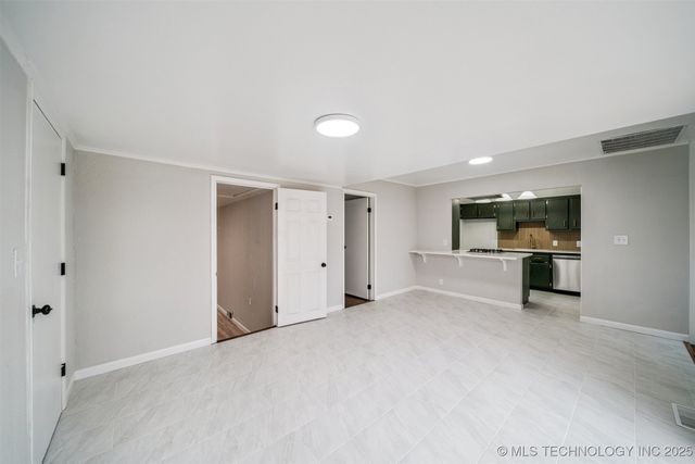 5733 E 4th Street, Tulsa, OK 74112