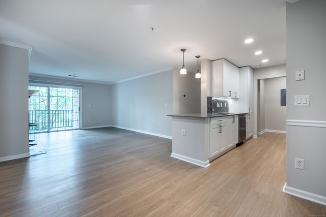 100 East Avalon Drive 4122, New Canaan, CT 06840