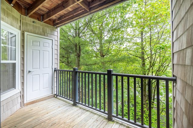 100 East Avalon Drive 4122, New Canaan, CT 06840