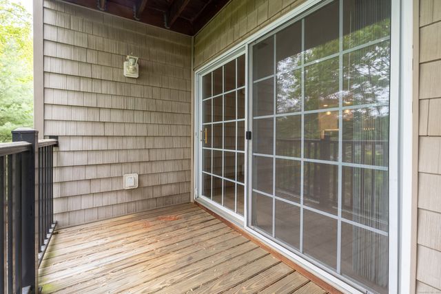 100 East Avalon Drive 4122, New Canaan, CT 06840