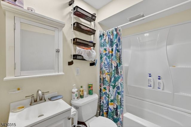 129 Pake St, Nutley Twp., NJ 07110
