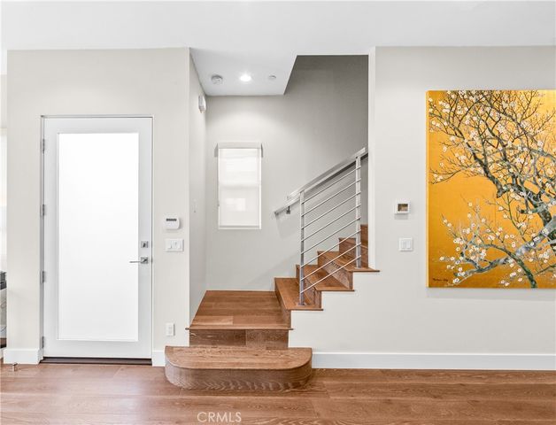 621 Frankfort Avenue, Huntington Beach, CA 92648