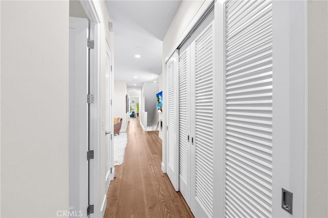 621 Frankfort Avenue, Huntington Beach, CA 92648