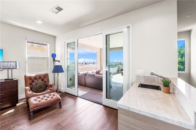 621 Frankfort Avenue, Huntington Beach, CA 92648