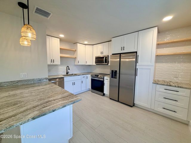 909 S Colonial Court C, Indian Harbour Beach, FL 32937