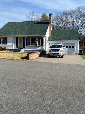 13 Curtis Street, Norwich, CT 06360