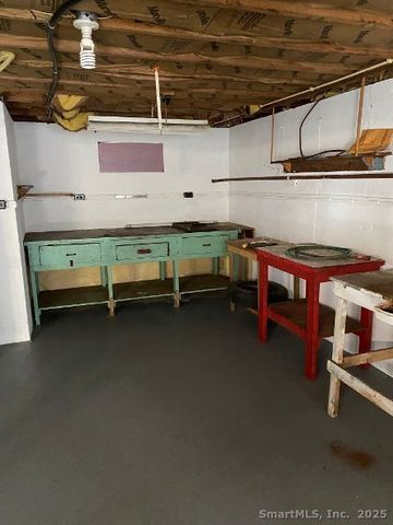 13 Curtis Street, Norwich, CT 06360