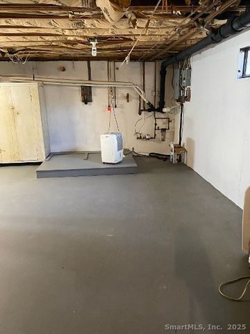 13 Curtis Street, Norwich, CT 06360