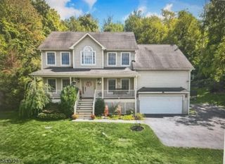 332 Lake Wallkill Rd, Vernon Twp., NJ 07461