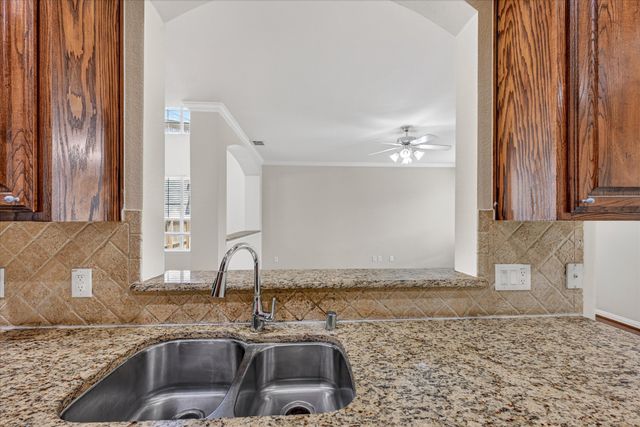 2304 Janna Way, Carrollton, TX 75006