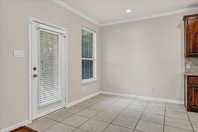 2304 Janna Way, Carrollton, TX 75006