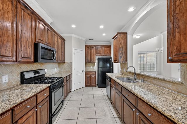 2304 Janna Way, Carrollton, TX 75006