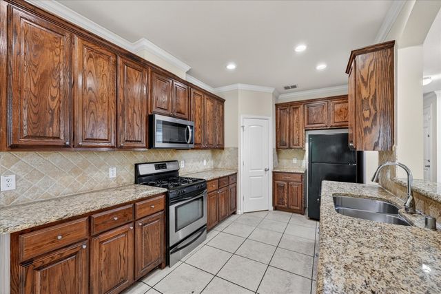 2304 Janna Way, Carrollton, TX 75006