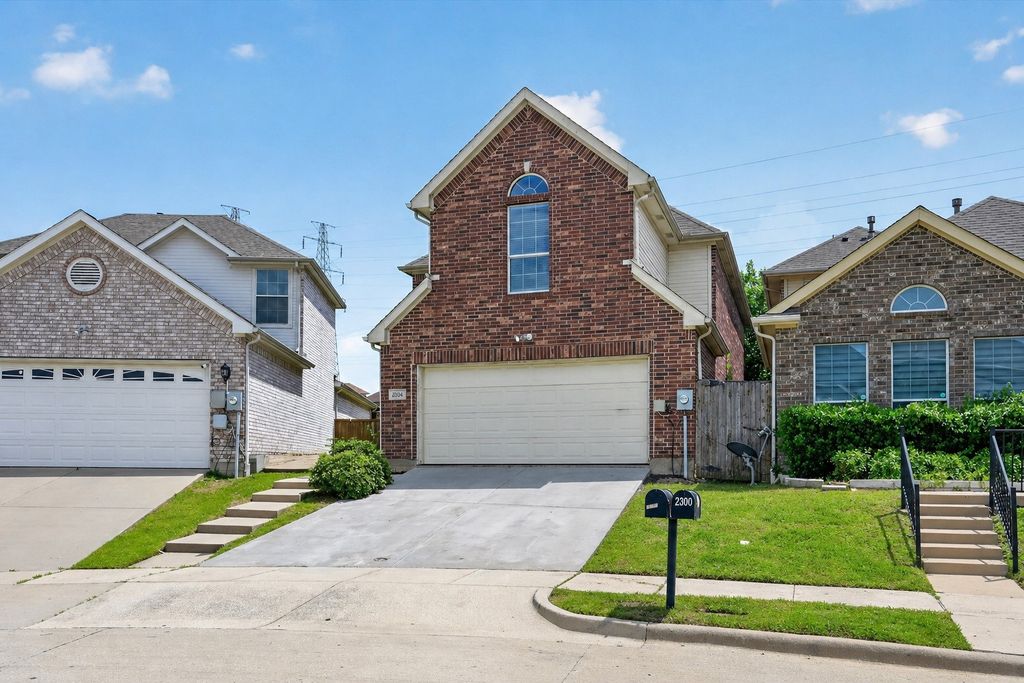 2304 Janna Way, Carrollton, TX 75006