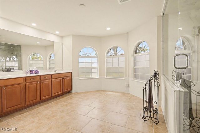 5413 SW 24th PL, Cape Coral, FL 33914