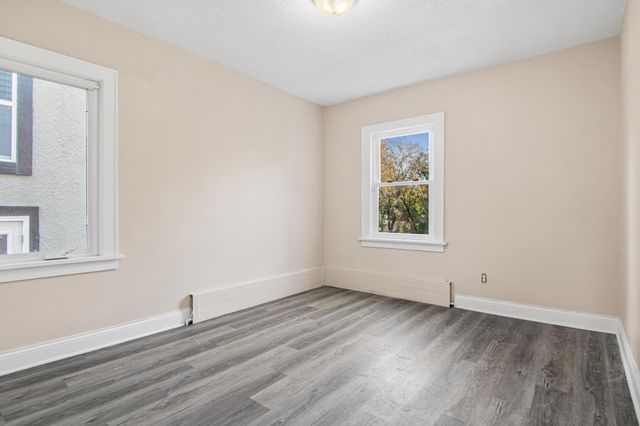 3555 Dupont Avenue N, Minneapolis, MN 55412