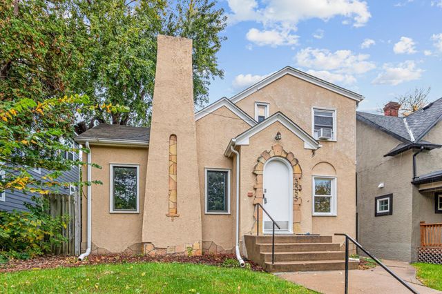 3555 Dupont Avenue N, Minneapolis, MN 55412