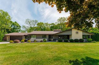 W124S6438 Hawthorne ROAD, Muskego, WI 53150