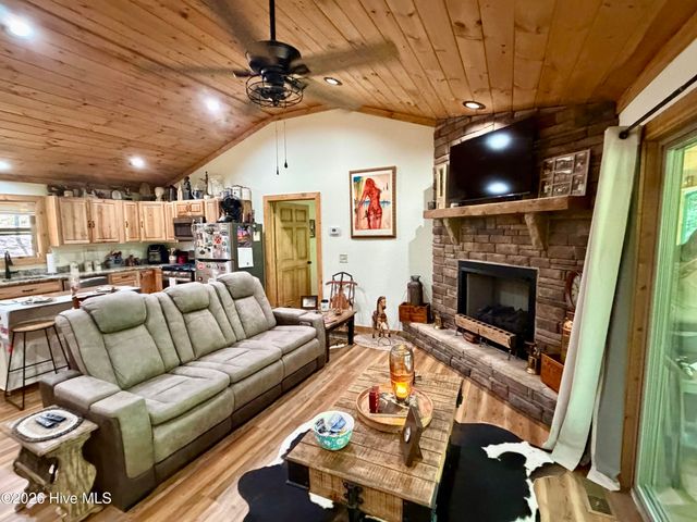 50 Kramers Knob Lane, Murphy, NC 28906