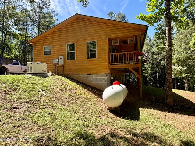 50 Kramers Knob Lane, Murphy, NC 28906