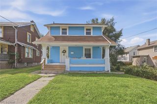 329 Girard Avenue NE, Canton, OH 44704