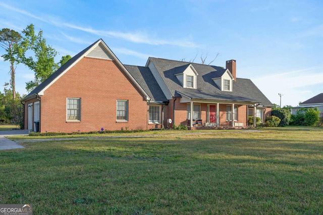 74 N Gill Street, Hazlehurst, GA 31539