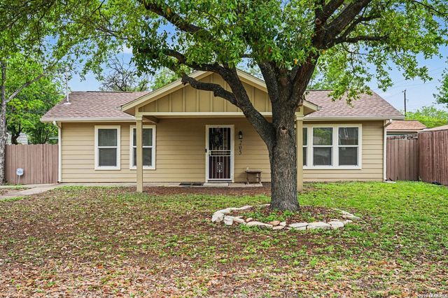 205 BALCONES HEIGHTS RD, Balcones Heights, TX 78201